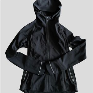 Lululemon Cross Chill Jacket | Waterproof and Windproof